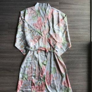 🔅3 for $30🔅 Kimono-style Robe NWOT